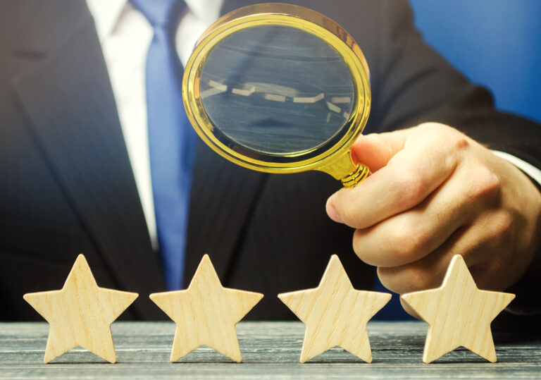 jak odpowiadac na opinie gosci na booking